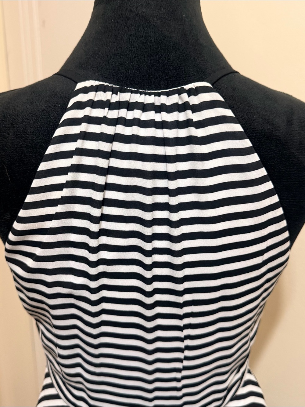 Express Black and White Striped Fit and Flare Skater Mini Dress Size 2 - NWOT - Picture 5 of 12